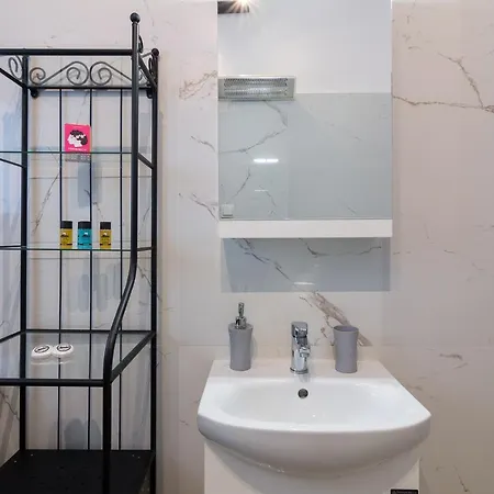 Apartment Renovated Panorama Loft: Terrace Gem Athens